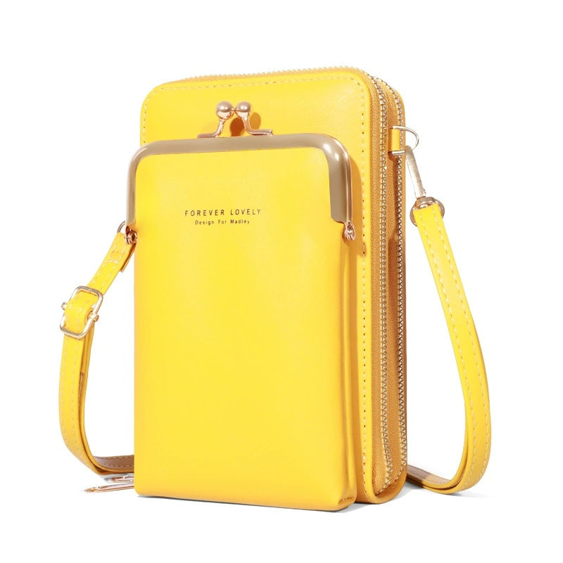 Women’s Retro-Style Shoulder Bag